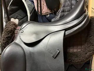 Sadlar hästutrustning Knights Tristan i Reftele - Annons 10