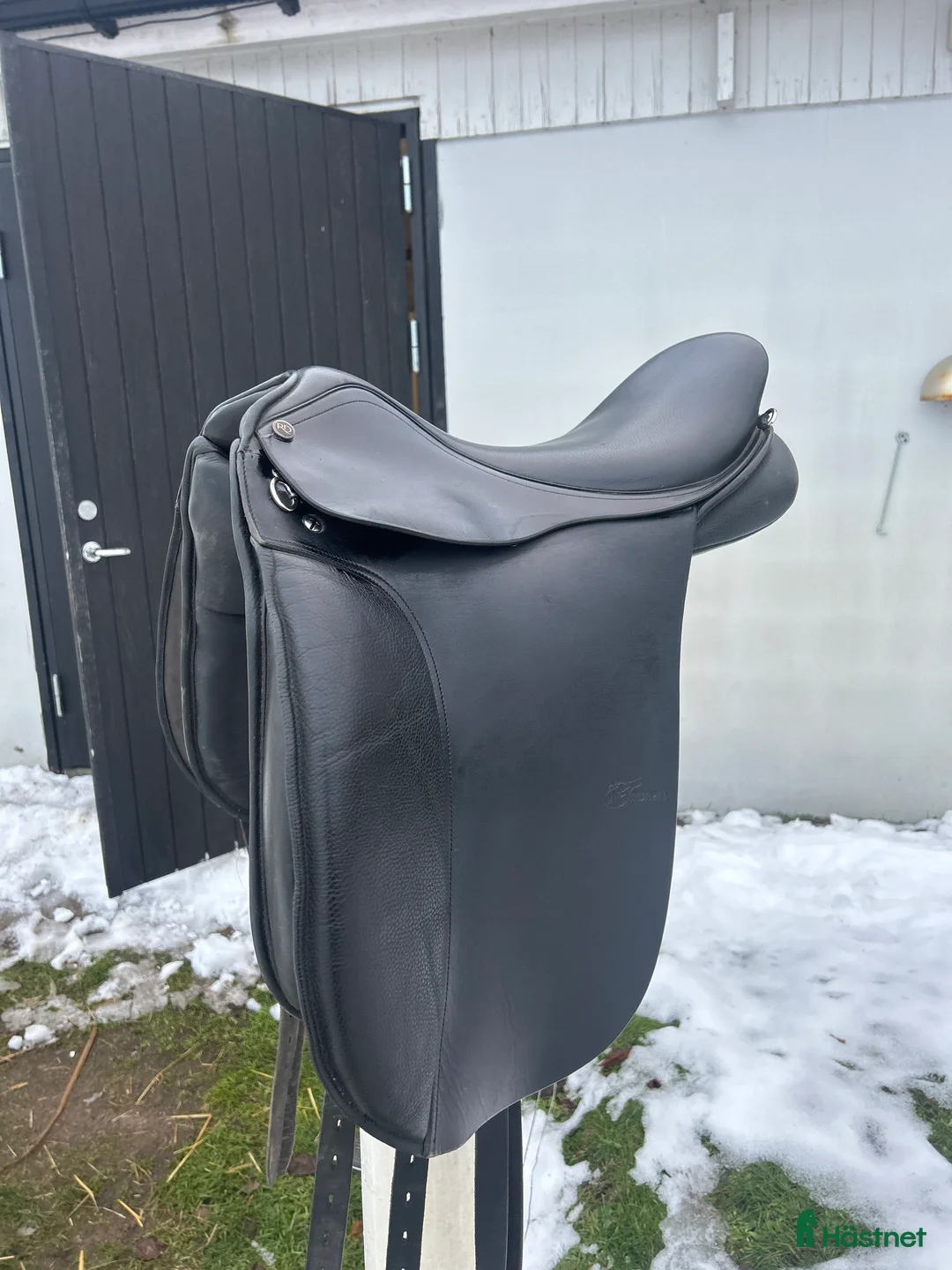 Sadlar hästutrustning till salu: Trainer’s Dressyr/islands sadel  i Kristianstad - Annons 7