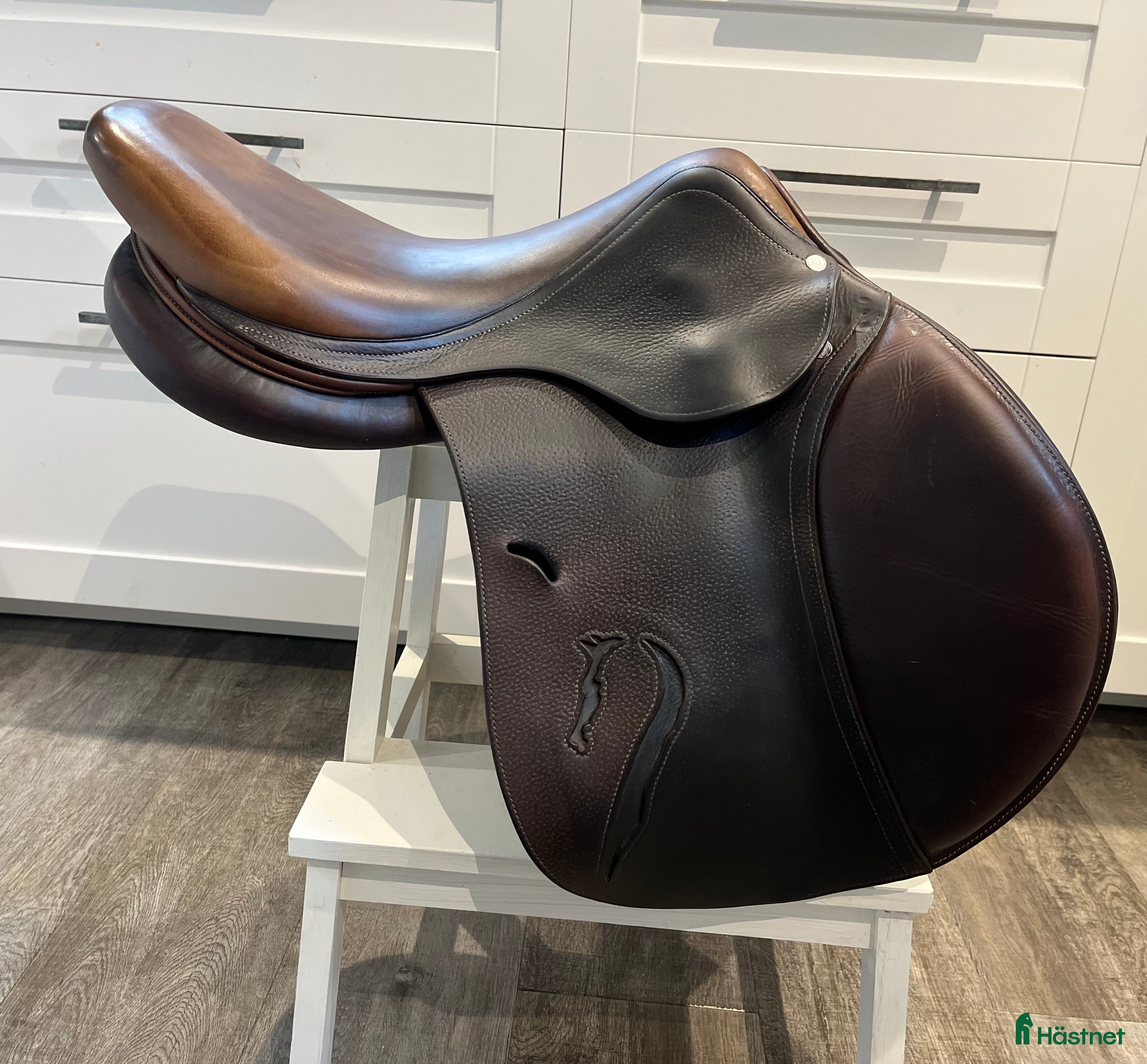 Sadlar hästutrustning till salu: Antares Classique FYNDPRIS i Valbo - Annons 1