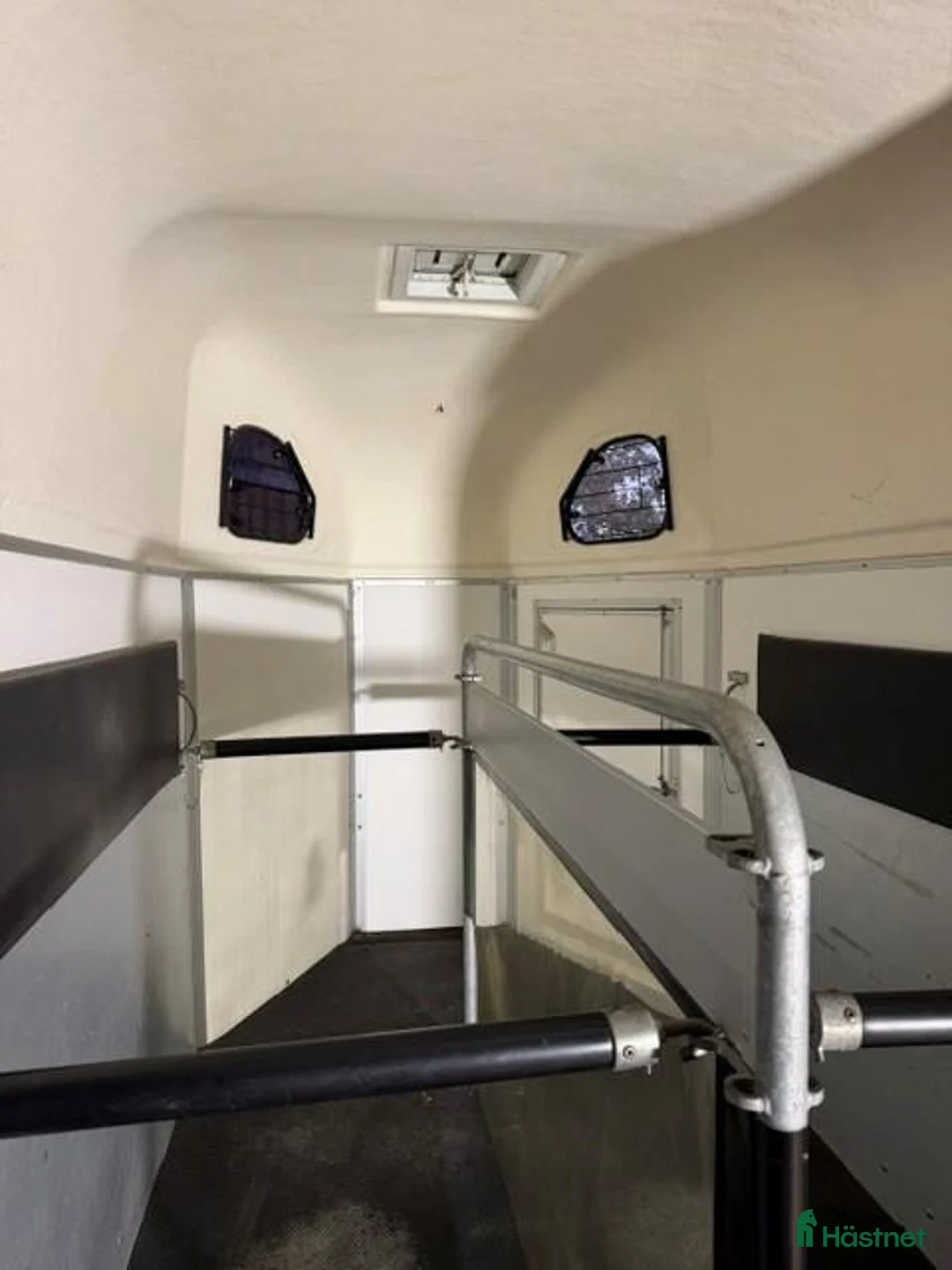 Hästtransporter  fordon & transport till salu: Cheval Liberté Gold - Annons 5