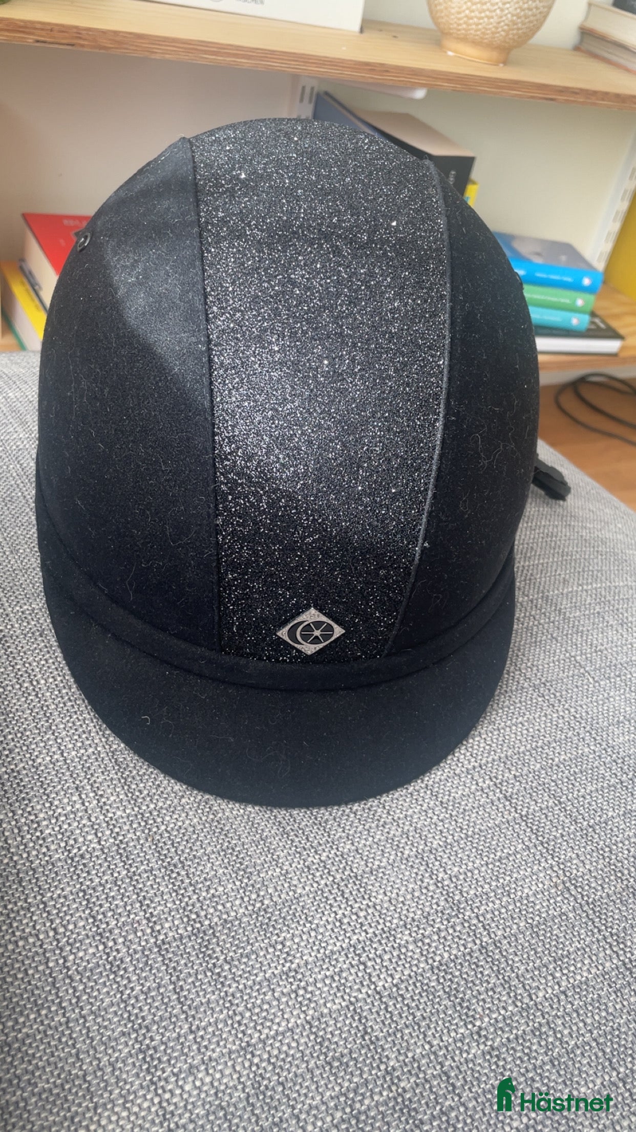 Hjälmar ryttarutrustning till salu: Charles owen hjälm - Annons 3