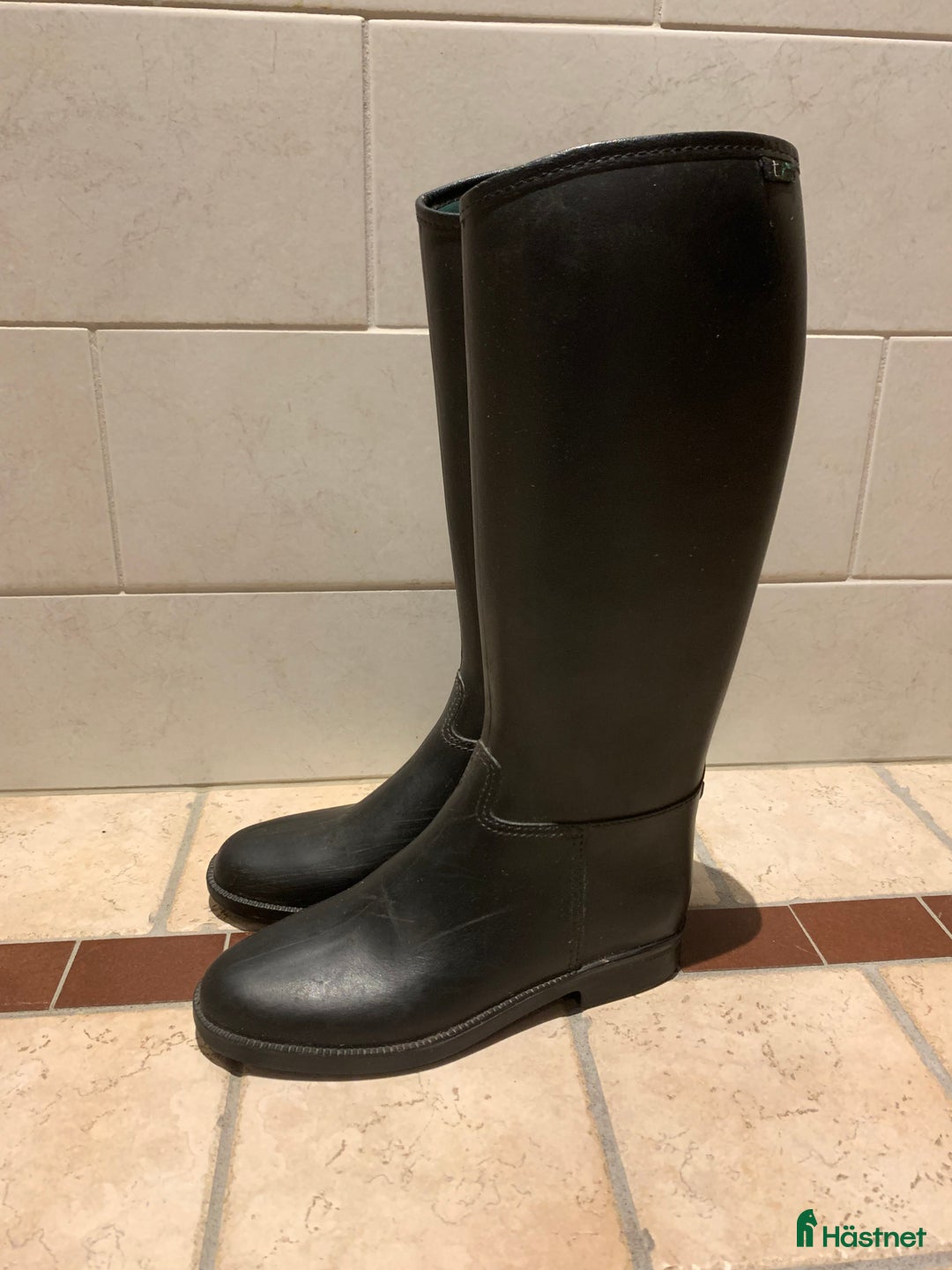 Ridstövlar ryttarutrustning till salu: Barnridstövel i Norrköping - Annons 1