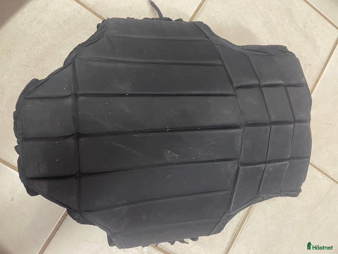 Säkerhetsvästar ryttarutrustning till salu: Säkerhetsväst  i Helsingborg - Annons 2