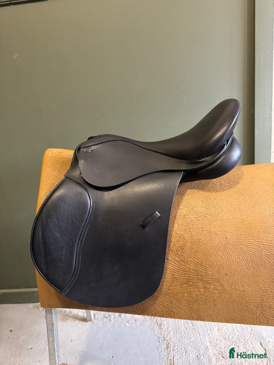 Sadlar hästutrustning till salu: Sadel allround  - Annons 2