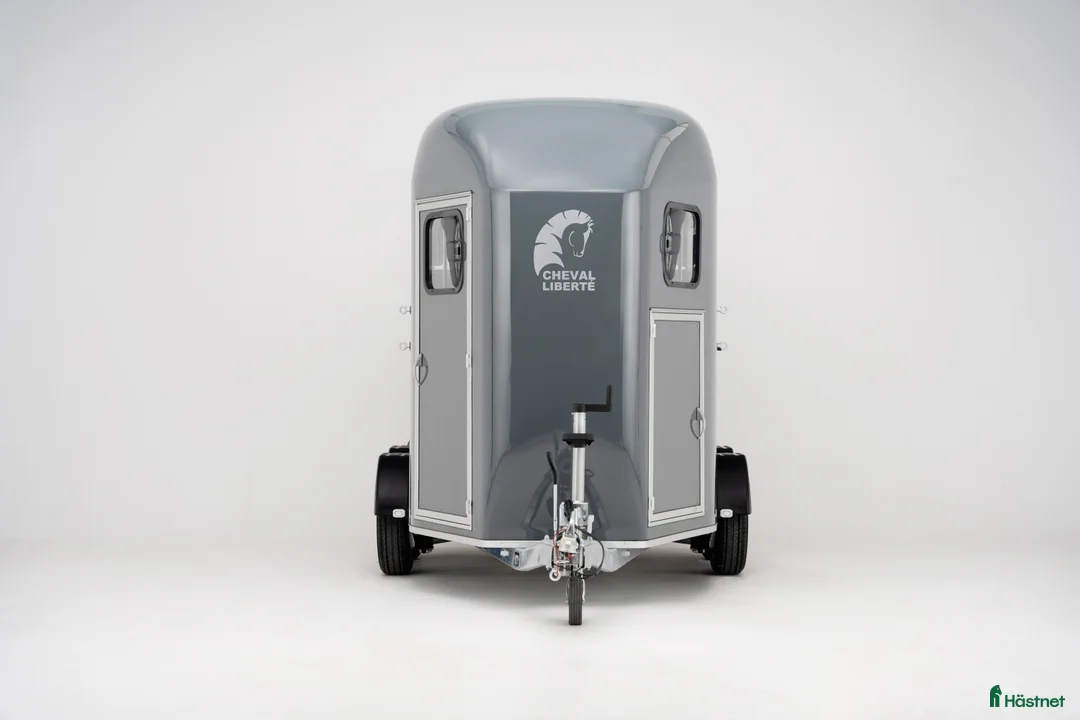 Hästtransporter  fordon & transport till salu: Cheval Liberté Gold 3 med sadelkammare - Annons 5