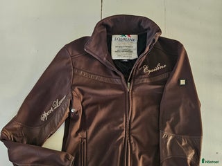 Jackor & Kavajer ryttarutrustning till salu: Brun Equiline skaljacka i Härnösand - Annons 24