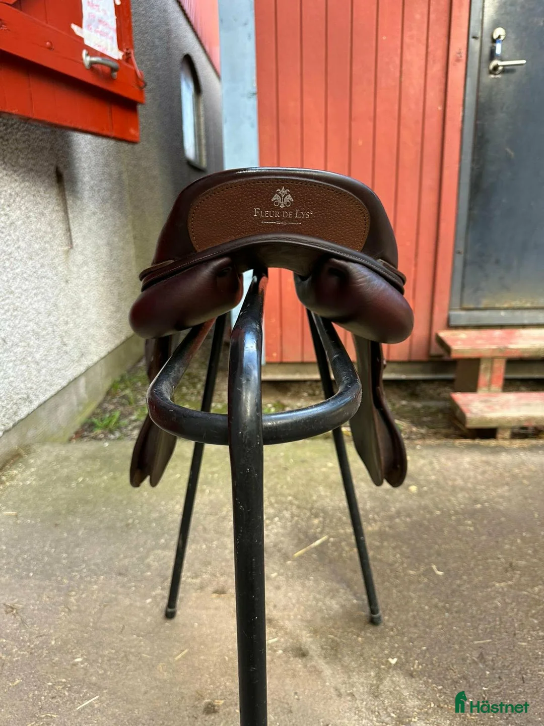 Sadlar hästutrustning till salu: Två kvalitetssadlar för hoppning! - Annons 2