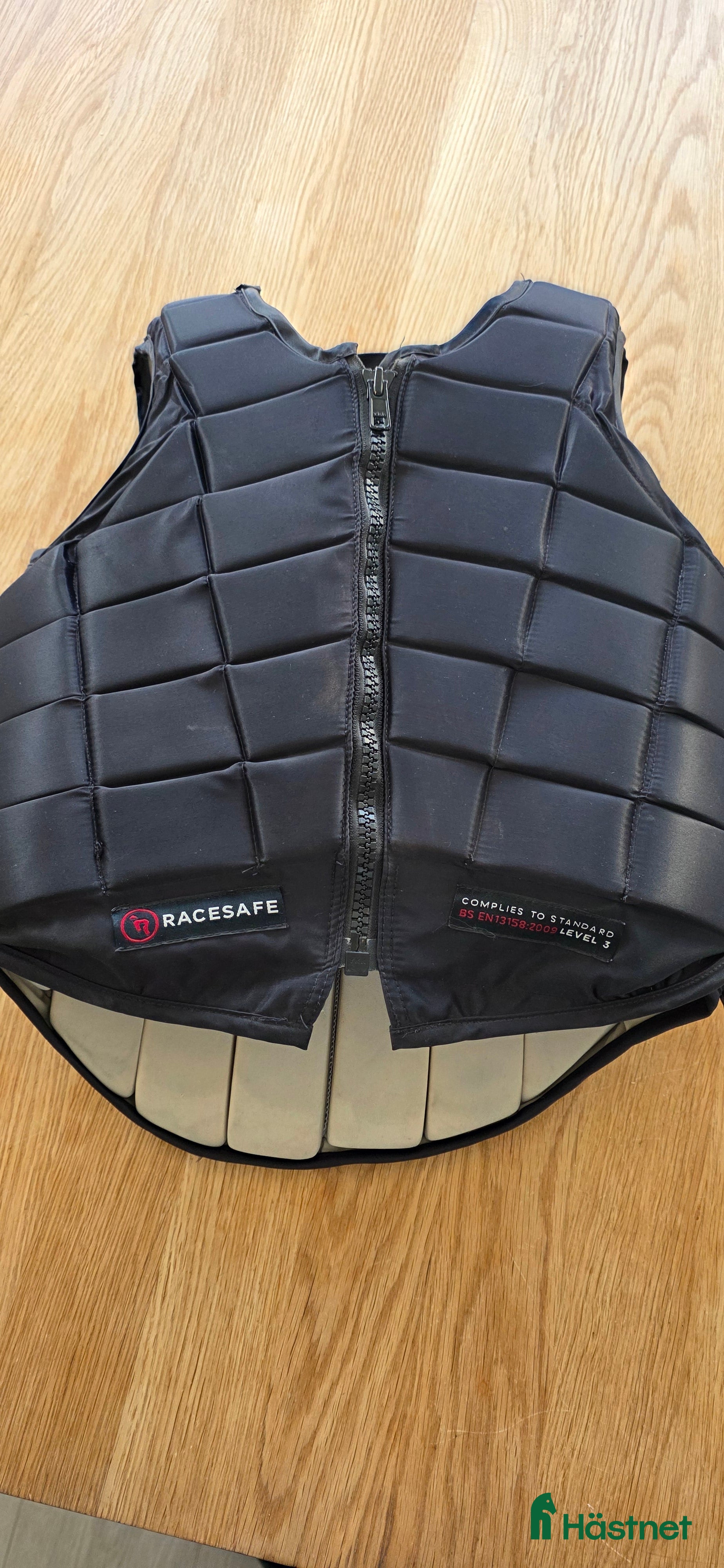 Säkerhetsvästar ryttarutrustning till salu: Racesafe Level  - Annons 1