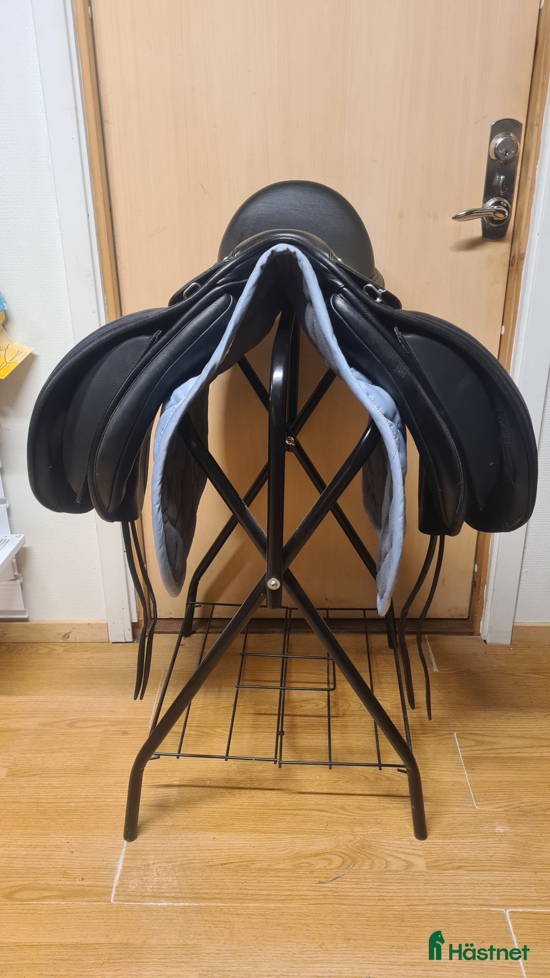 Sadlar hästutrustning till salu: Bates Dressage i Hamneda - Annons 3