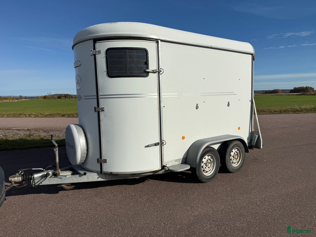 Hästtransporter  fordon & transport till salu: Fautras Oblic+2 -19 i Borlänge - Annons 2