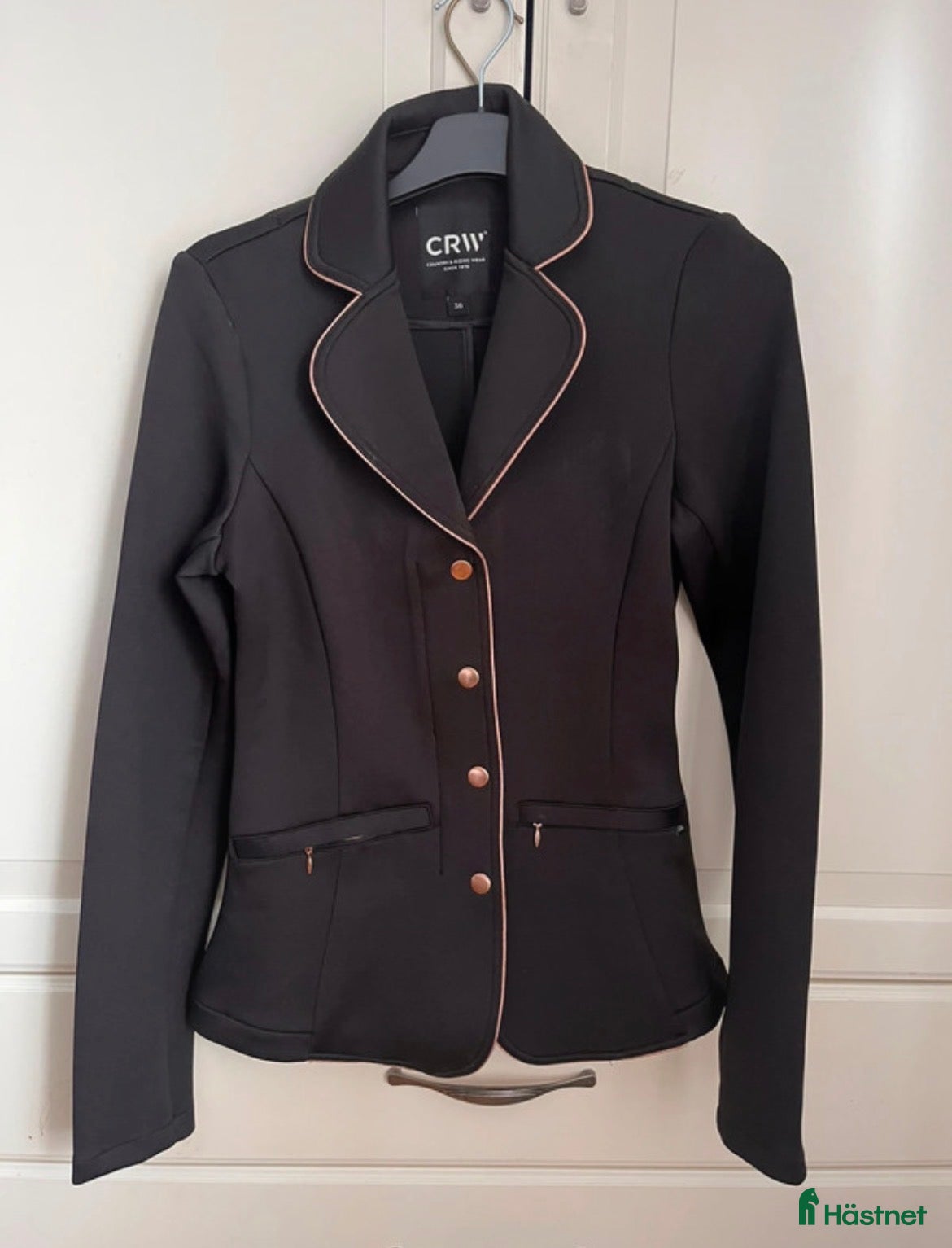 Jackor & Kavajer ryttarutrustning till salu: Ny tävlingskavaj! i Strängnäs - Annons 4