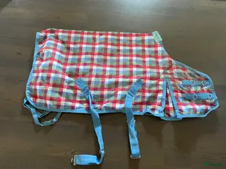 Täcken hästutrustning Fodrat täcke 95 - Annons 1