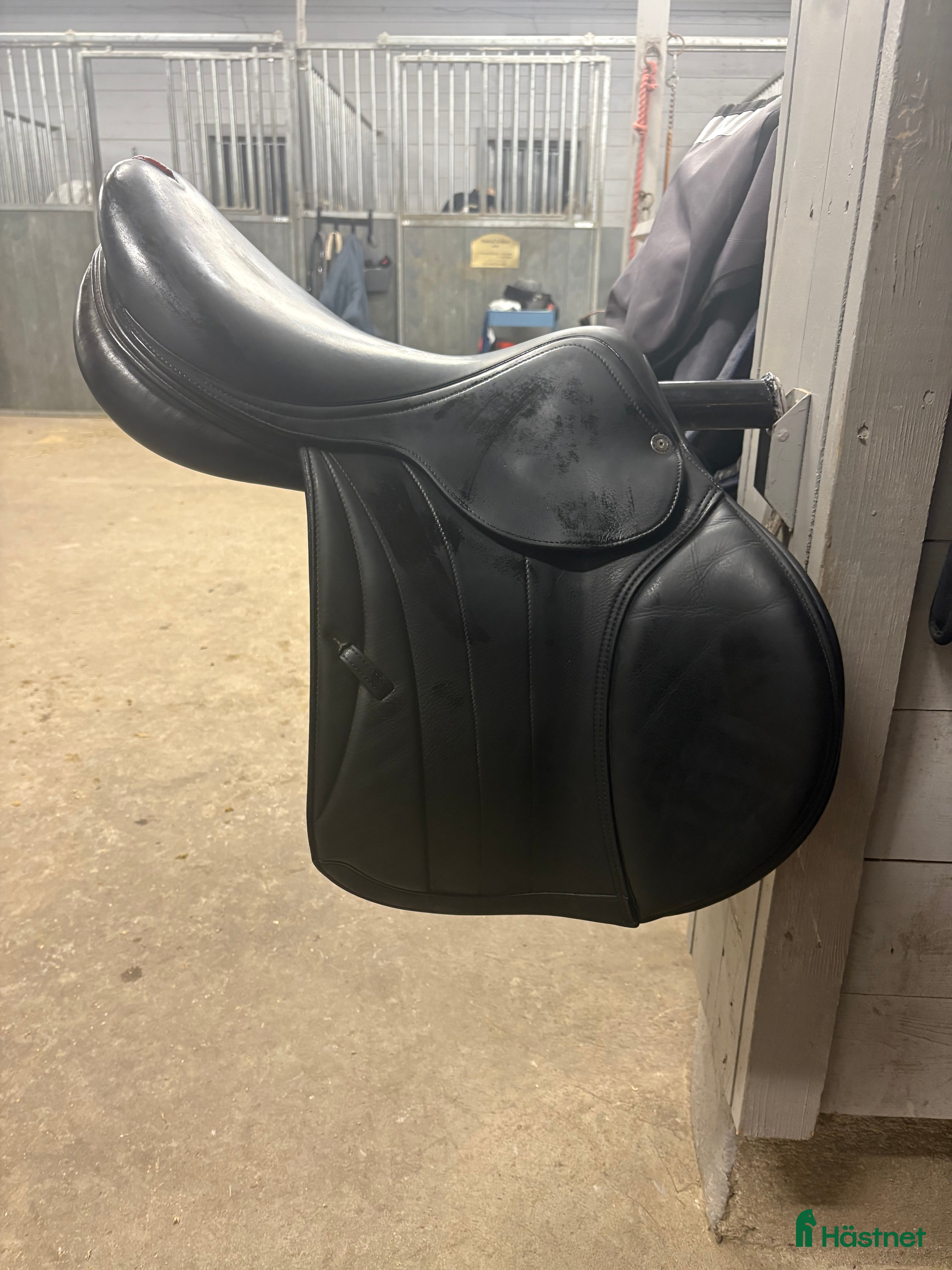Sadlar hästutrustning till salu: Equipe Ek26 i Vallentuna - Annons 4