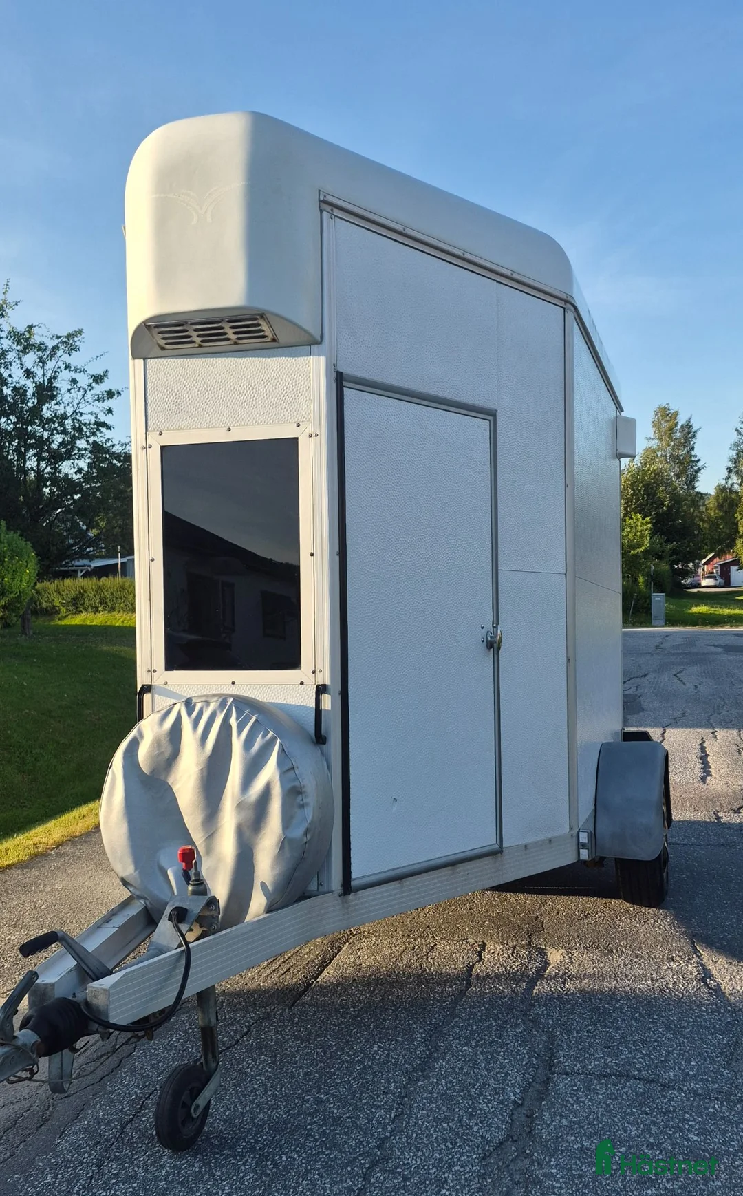 Hästtransporter  fordon & transport till salu: Umesläp i Örnsköldsvik - Annons 1