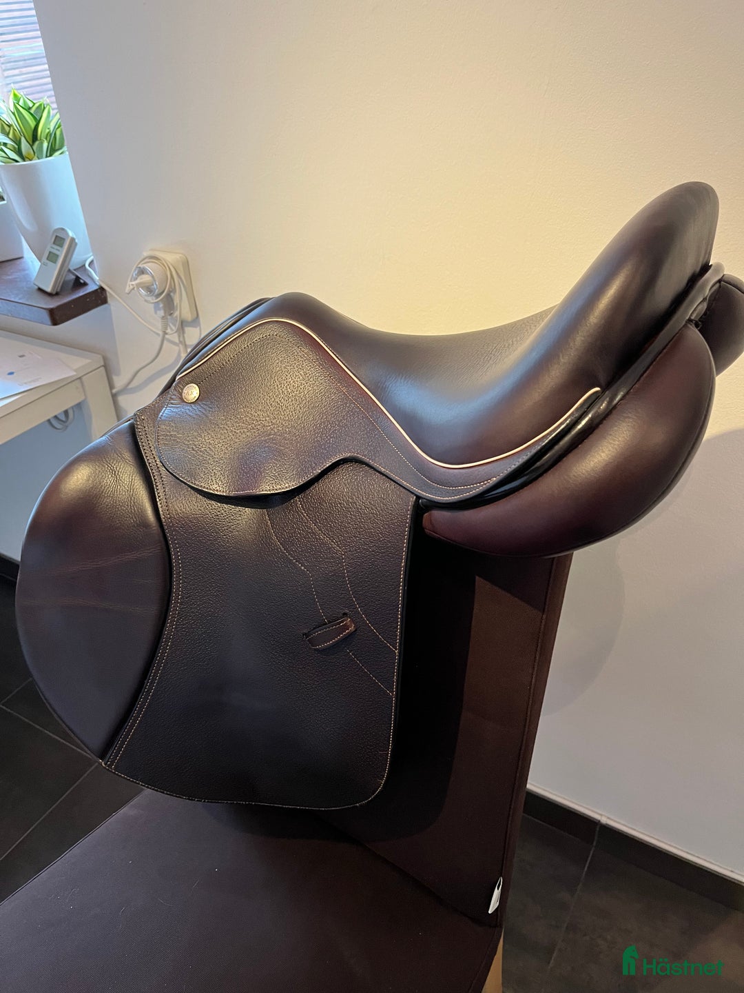 Sadlar hästutrustning till salu: Kemnevall hoppsadel i Asarum - Annons 3