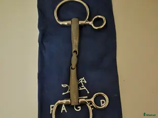 Bett hästutrustning Fager Emil Titan baucherbett i Lyckeby - Annons 19