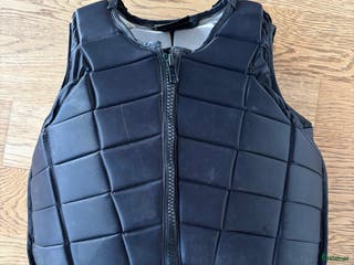 Säkerhetsvästar ryttarutrustning till salu: Racesafe säkerhetsväst stl child large i Onsala - Annons 11