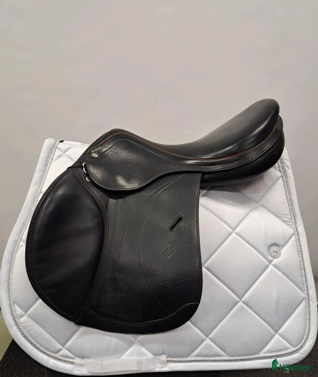 Sadlar hästutrustning till salu: Equipe Expression Linnea - Annons 1