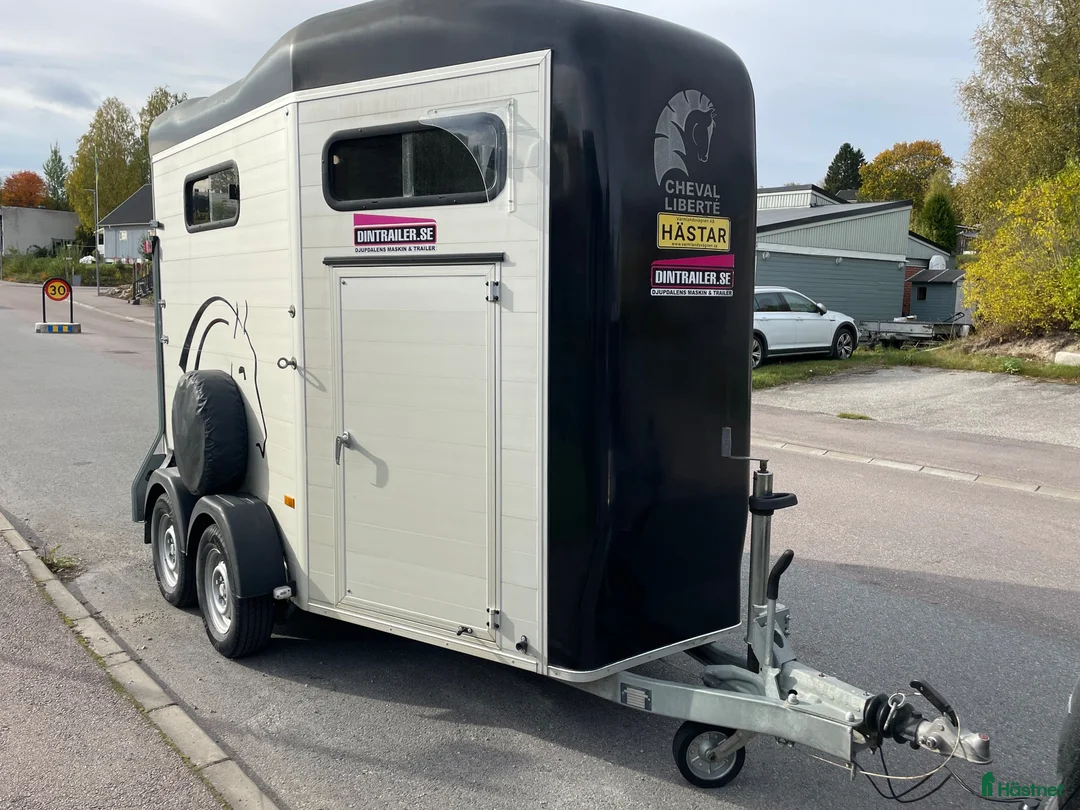 Hästtransporter  fordon & transport till salu: Cheval Liberte Pullman V2  i Fagersta - Annons 2