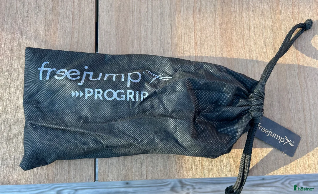 Sadeltillbehör hästutrustning till salu: Freejump Pro-Grip stigläder  - Annons 2