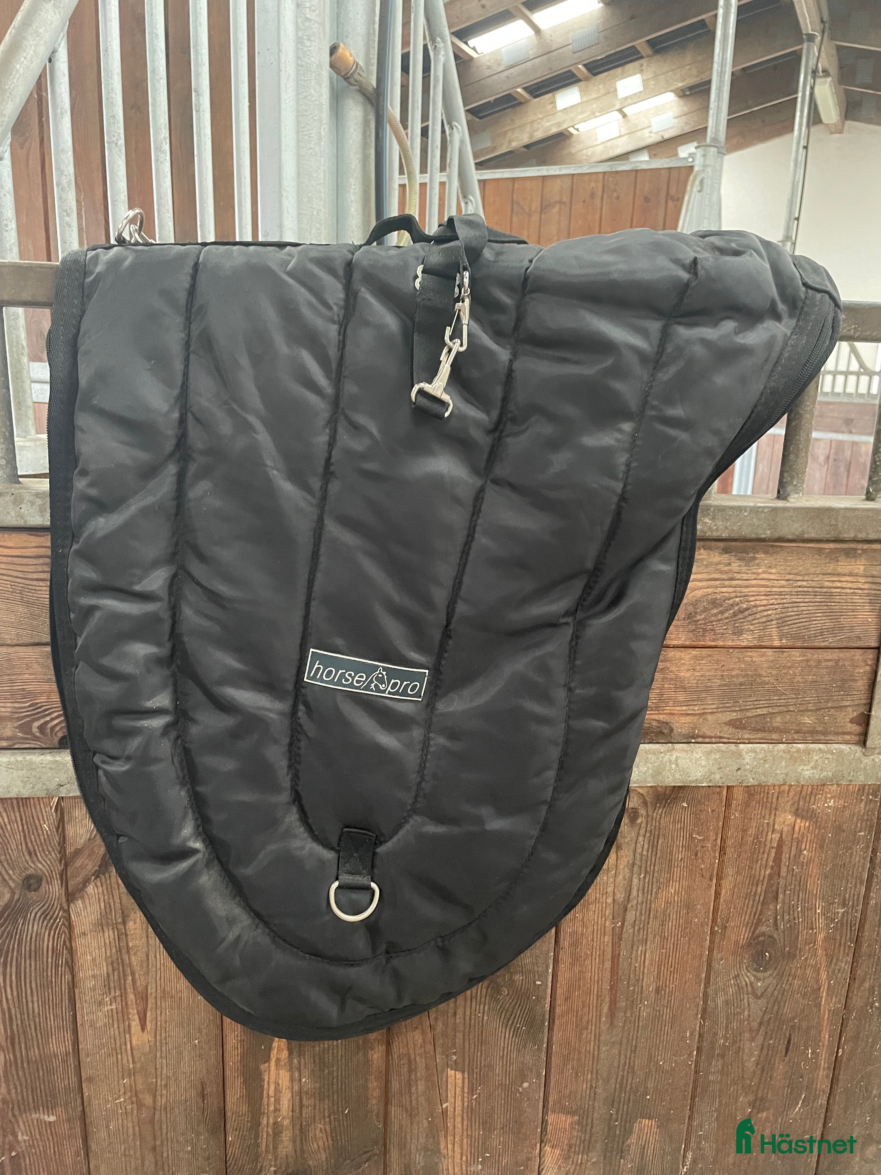 Sadeltillbehör hästutrustning till salu: Sadelväska i Tygelsjö - Annons 2