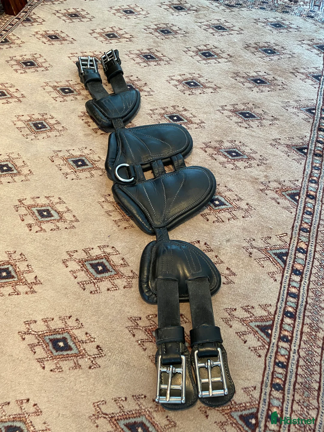 Sadeltillbehör hästutrustning till salu: Freedom dressyrgjord Scharf i Växjö - Annons 1