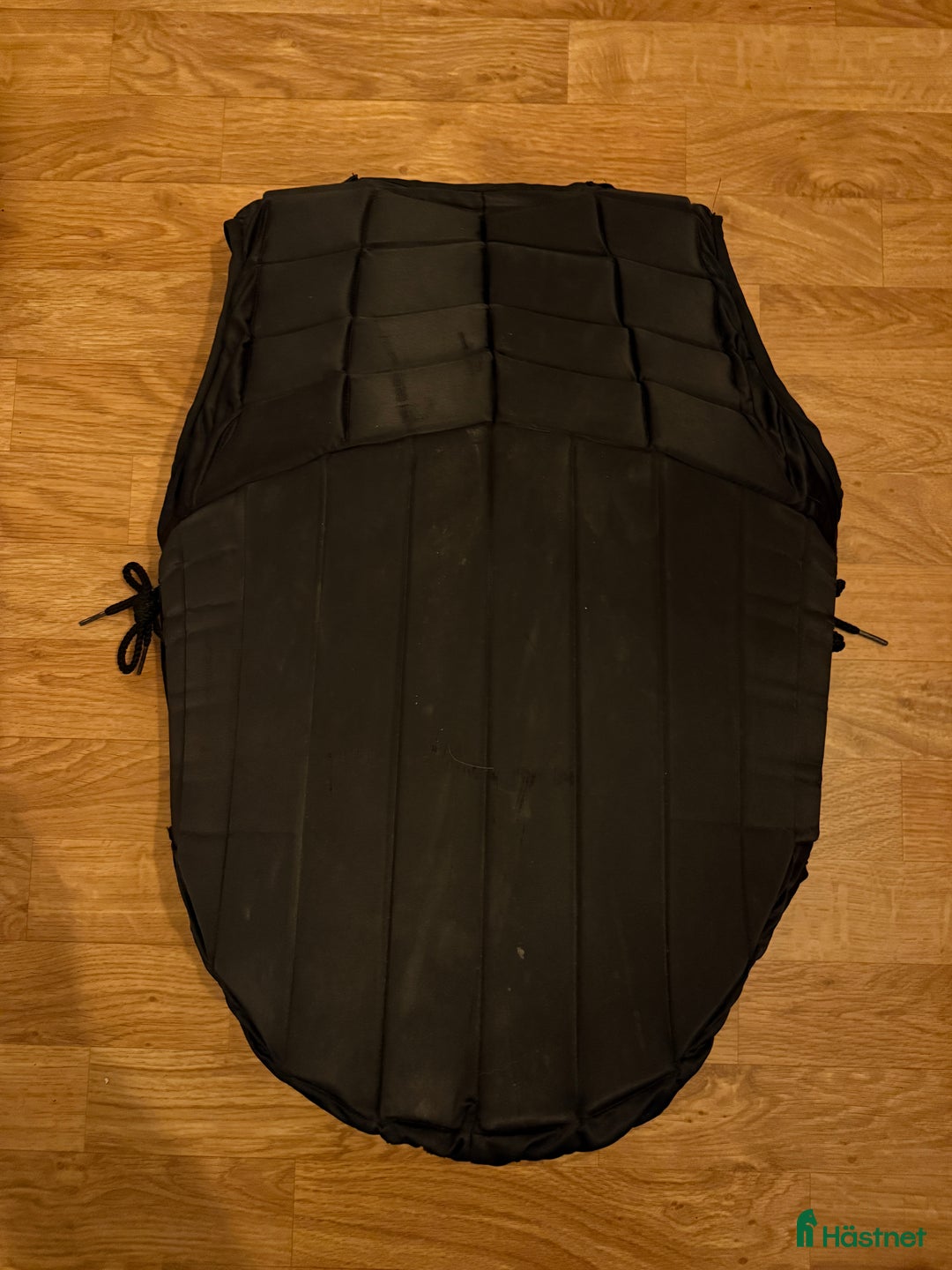 Säkerhetsvästar ryttarutrustning till salu: Racesafe väst i Västerås - Annons 2