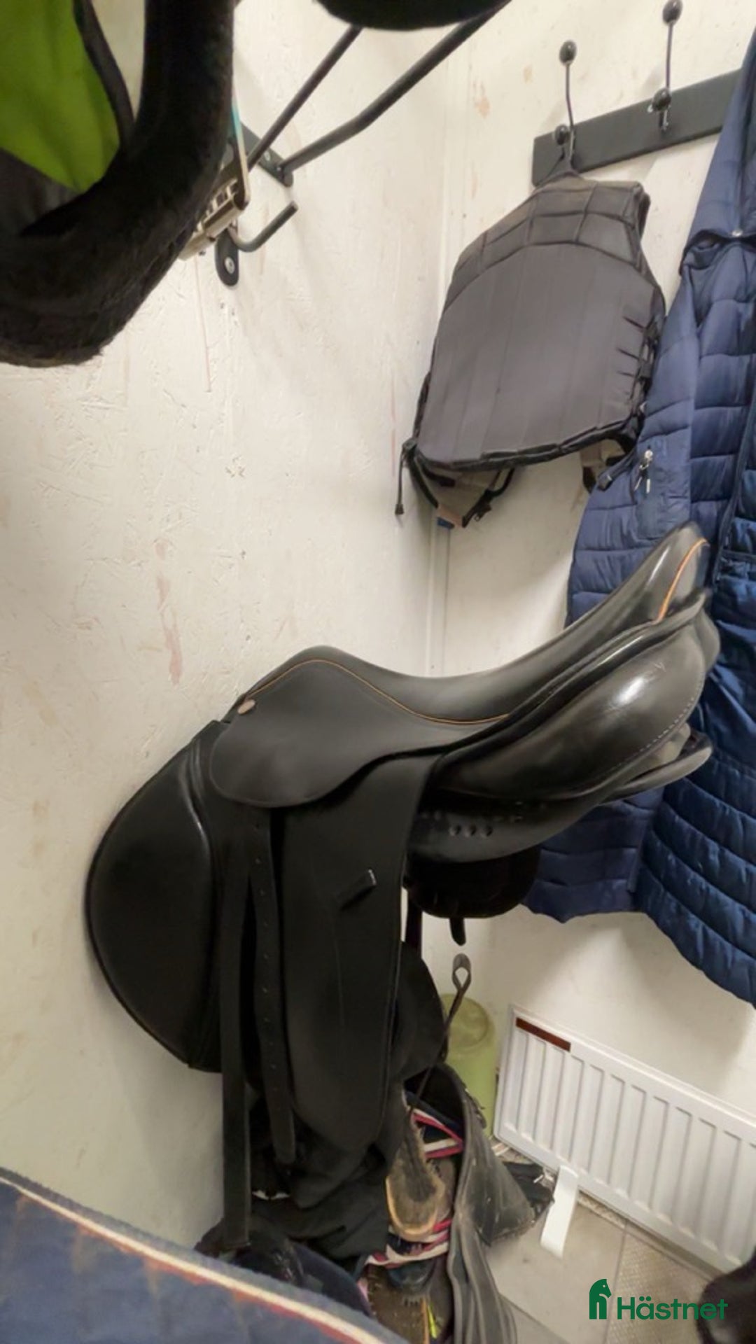 Sadlar hästutrustning till salu: Fin svart Lippo fazzino - Annons 2