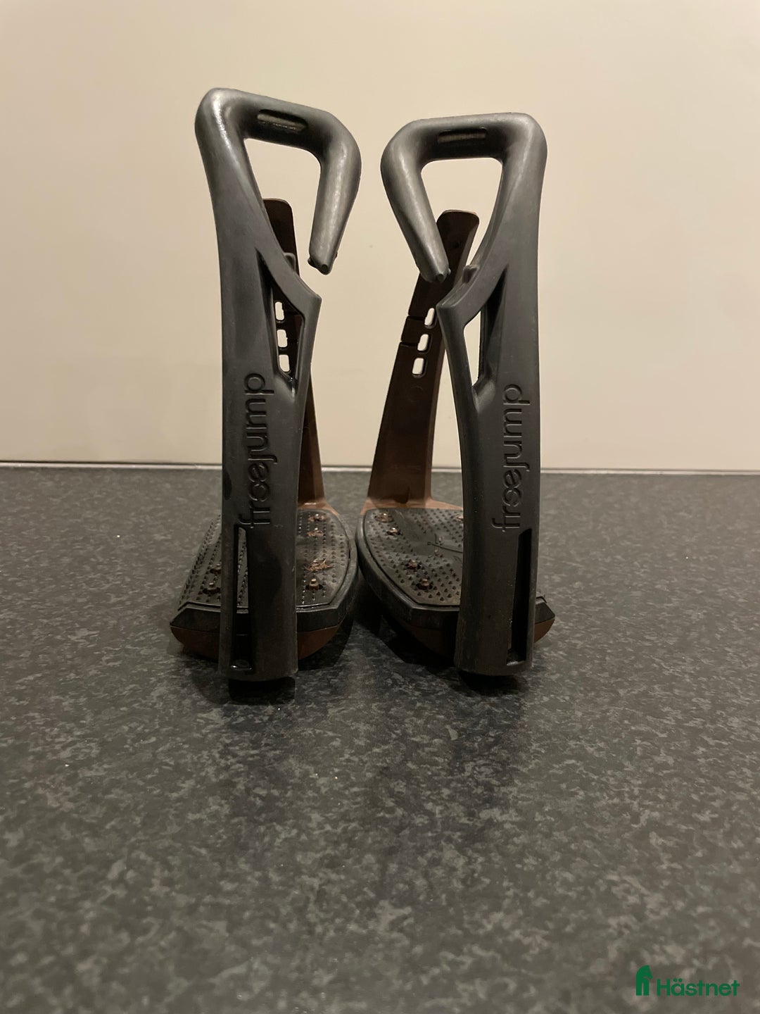 Stigbyglar hästutrustning till salu: Freejump soft up pro  i Sjöbo - Annons 1