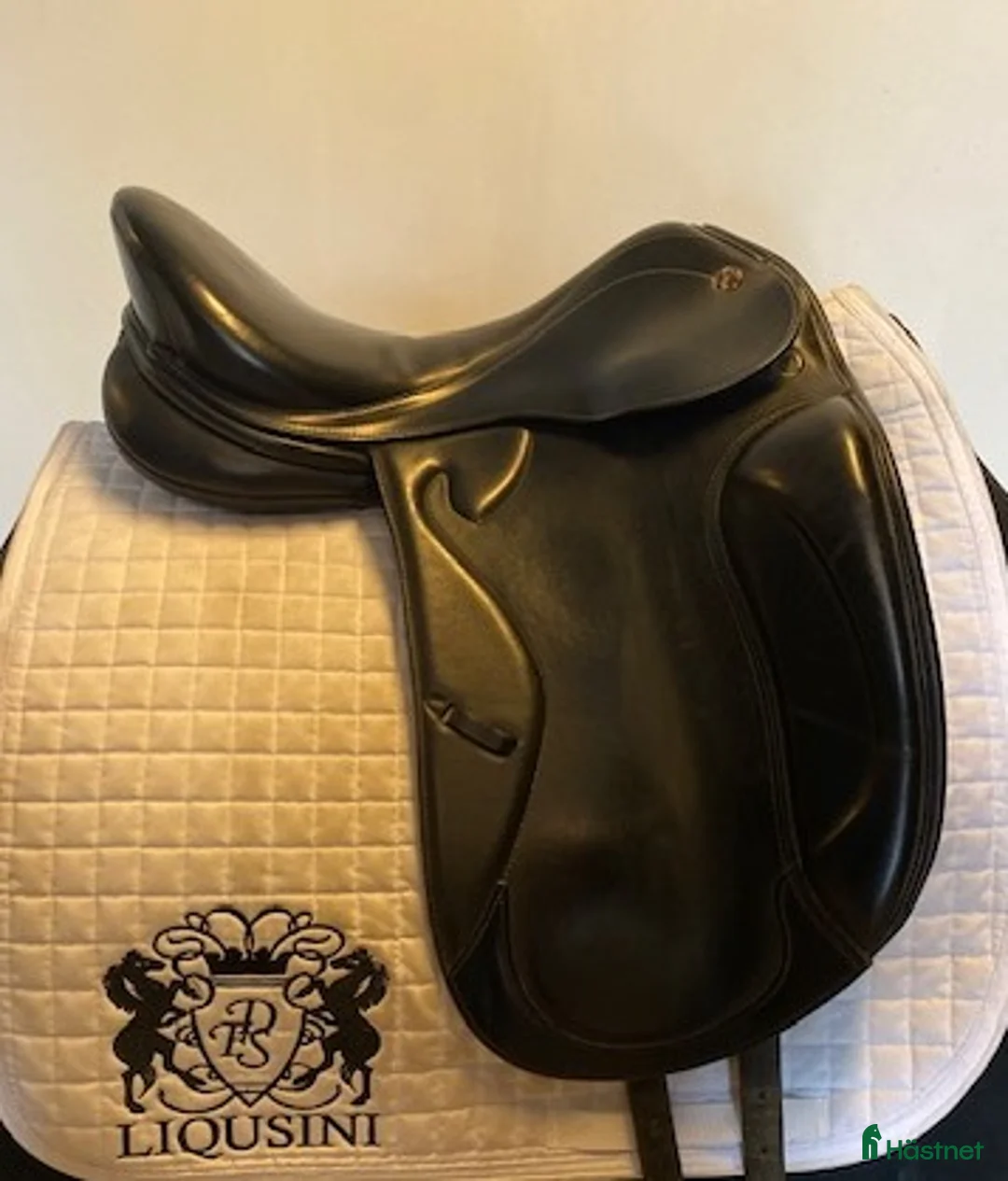 Sadlar hästutrustning till salu: Dressyrsadel Prestige Optimax - Annons 1