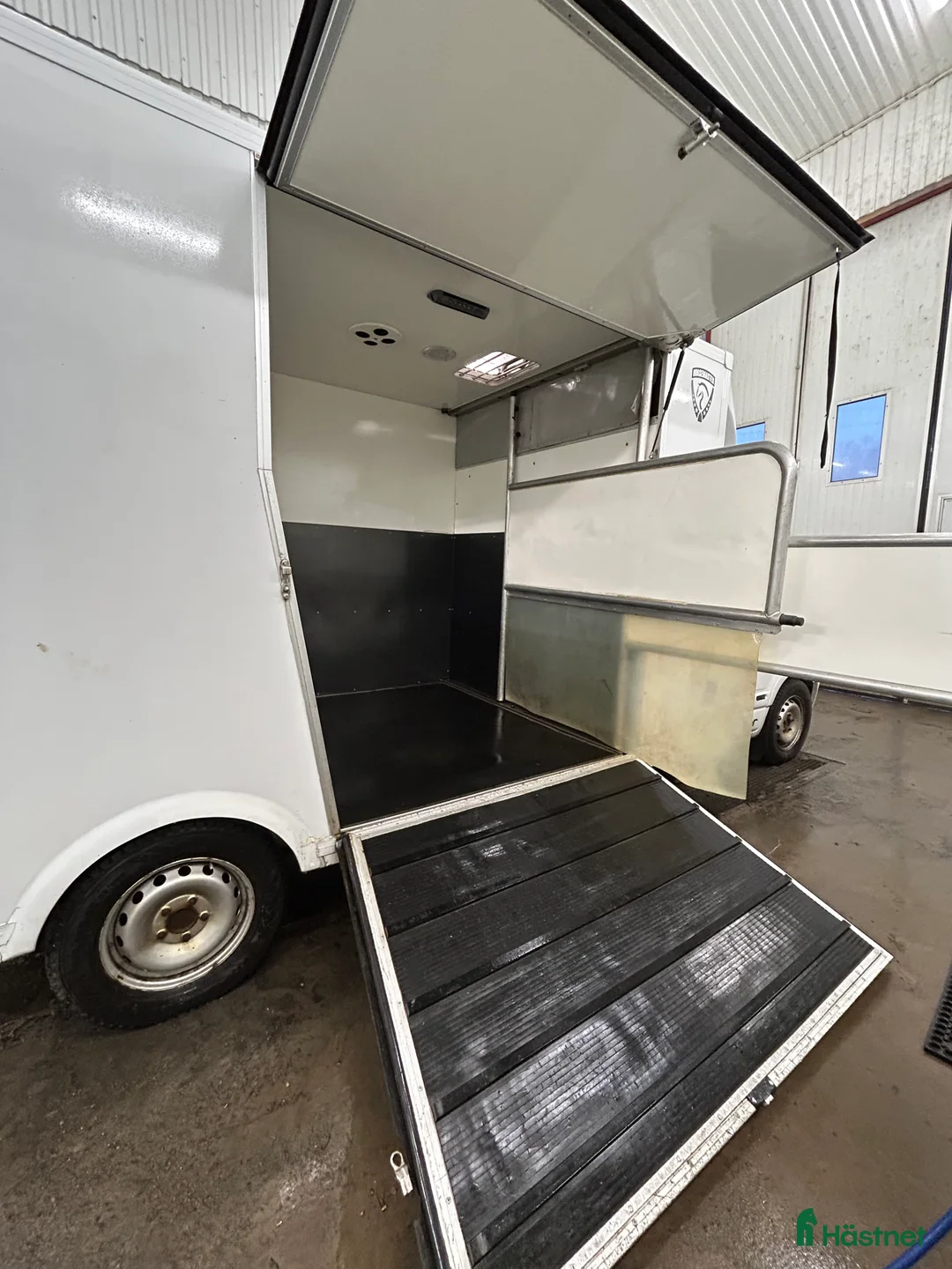 Hästlastbilar  fordon & transport till salu: Renault Master hästlastbil - Annons 3