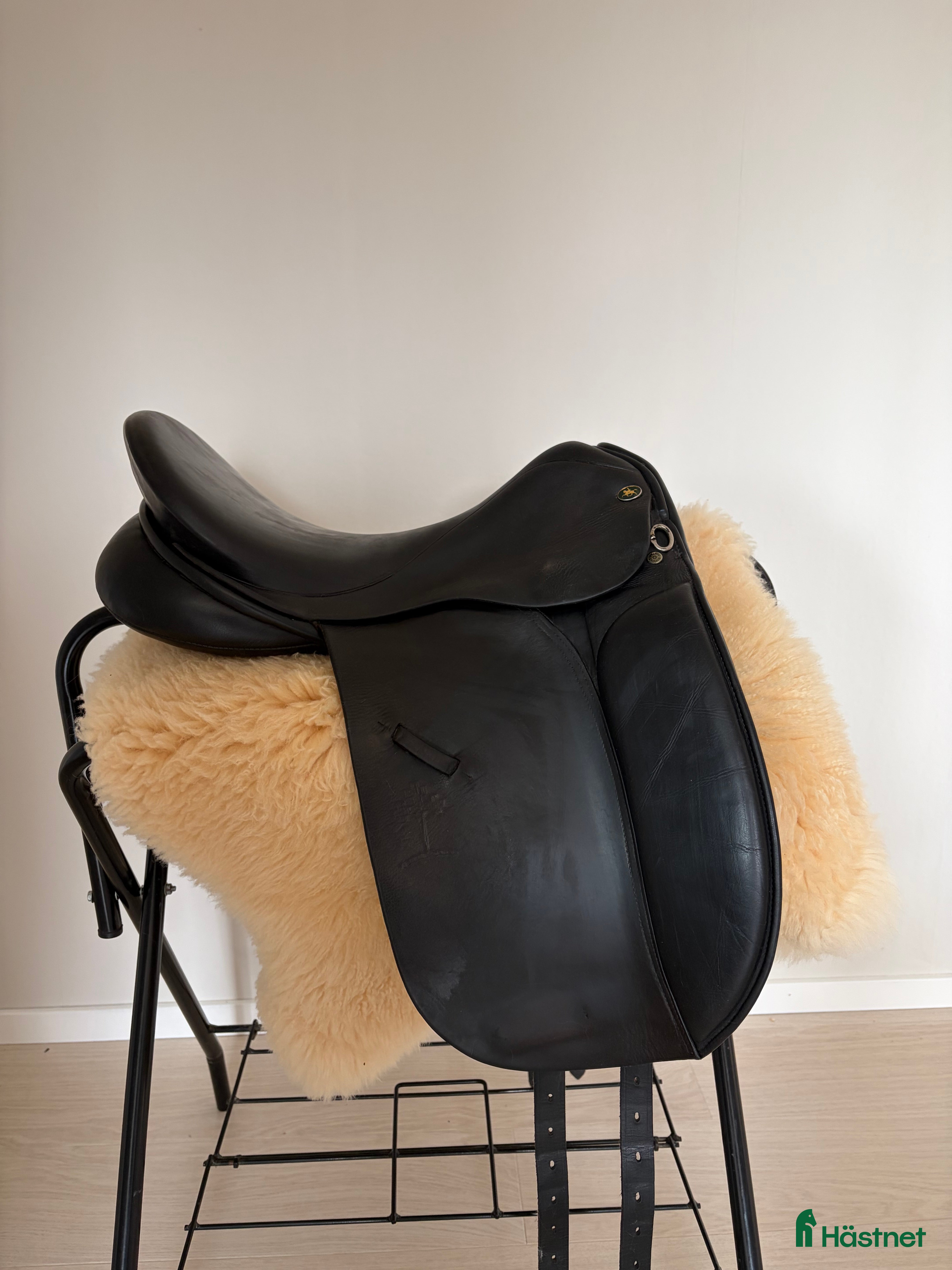Sadlar hästutrustning Spalding dressyrsadel - Annons 1