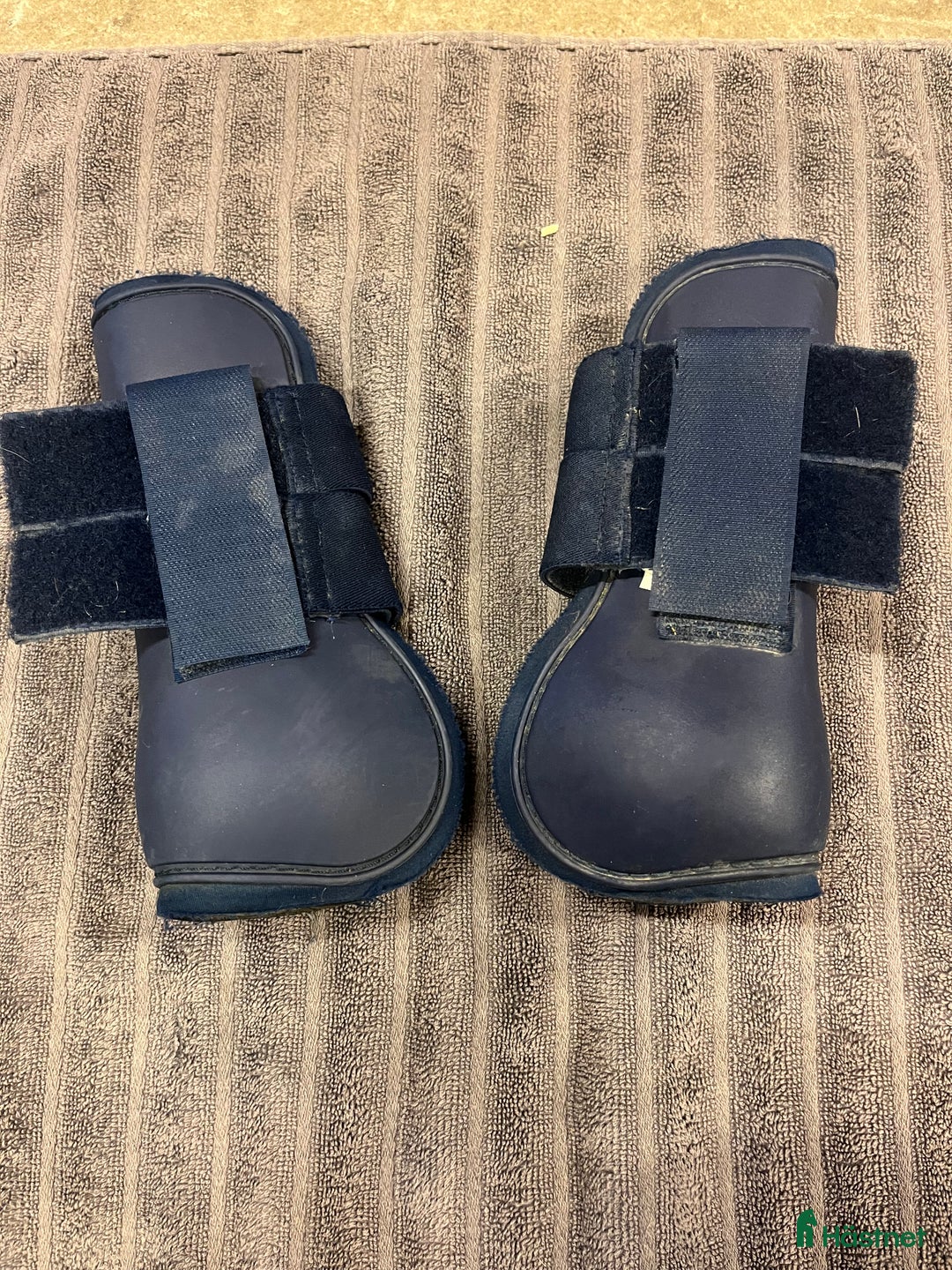 Benskydd hästutrustning till salu: Benskydd i Axvall - Annons 2