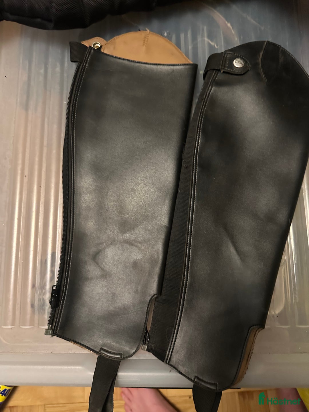 Övrig Ryttarutrustning ryttarutrustning till salu: Shortchaps svart storlek S CRW i Borlänge - Annons 2