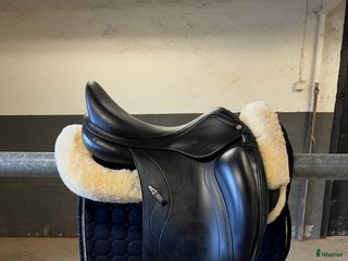 Sadlar hästutrustning till salu: Equipe Olympia Special 17” N/MW i Bålsta - Annons 5