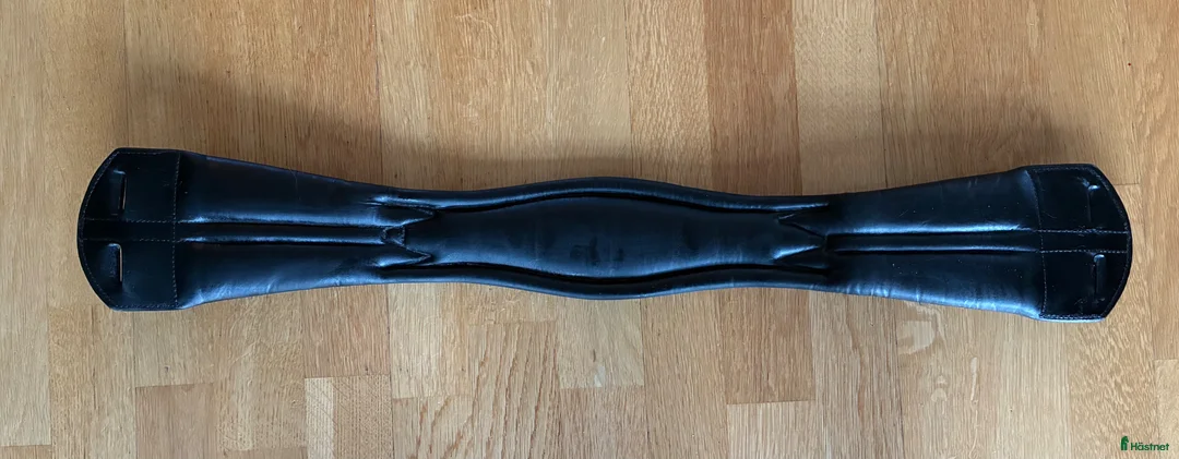 Sadeltillbehör hästutrustning till salu: Mjuk kvalitets dressyrgjord storlek 55 - Annons 2