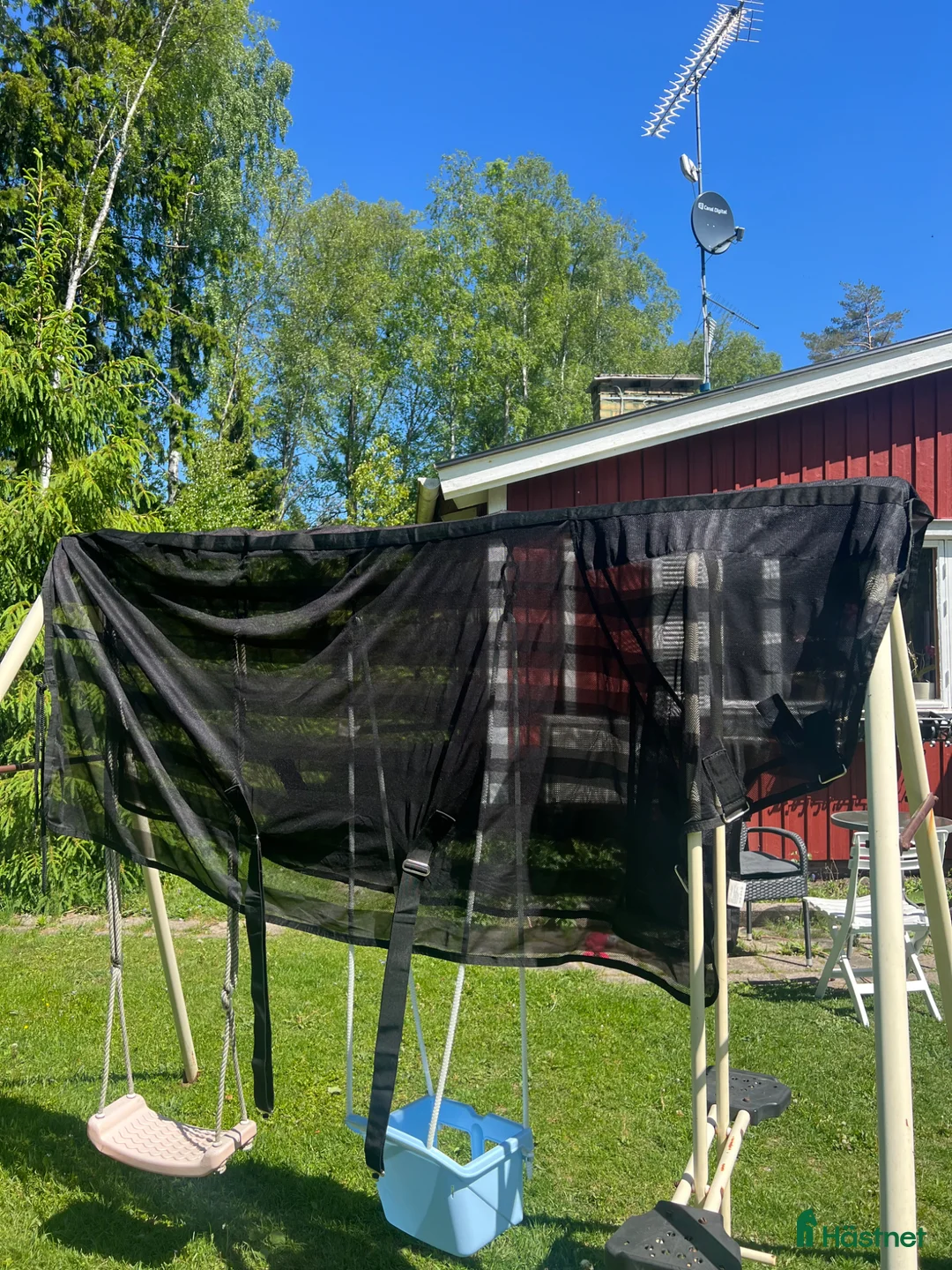 Täcken hästutrustning till salu: Flugtäcke st 145 - Annons 1