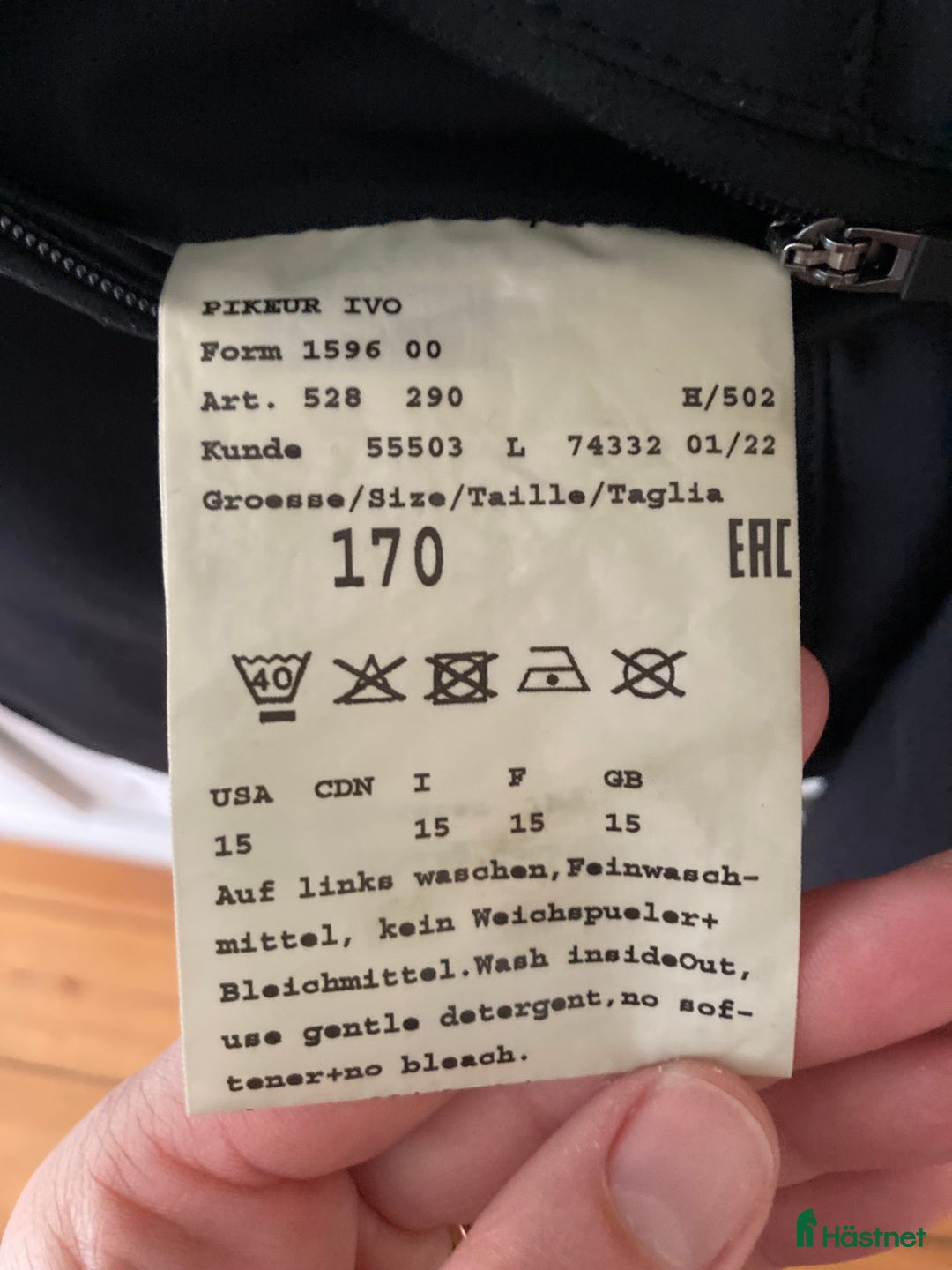 Jackor & Kavajer ryttarutrustning till salu: Pikeur Ivo svart tävlingskavaj till kille strl 170 i Arvika - Annons 4