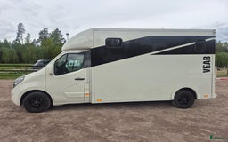 Hästlastbilar  fordon & transport till salu: Stuteri B-kortsbuss I mkt bra skick - Bild 3
