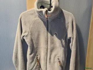 Övrigt Ridkläder ryttarutrustning till salu: Teddytröja jacson XS - Annons 2