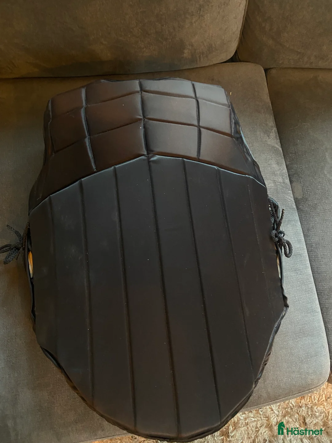 Säkerhetsvästar ryttarutrustning till salu: Tävling säker RS 2010 Barnväst Large Svart i Bohus - Annons 2