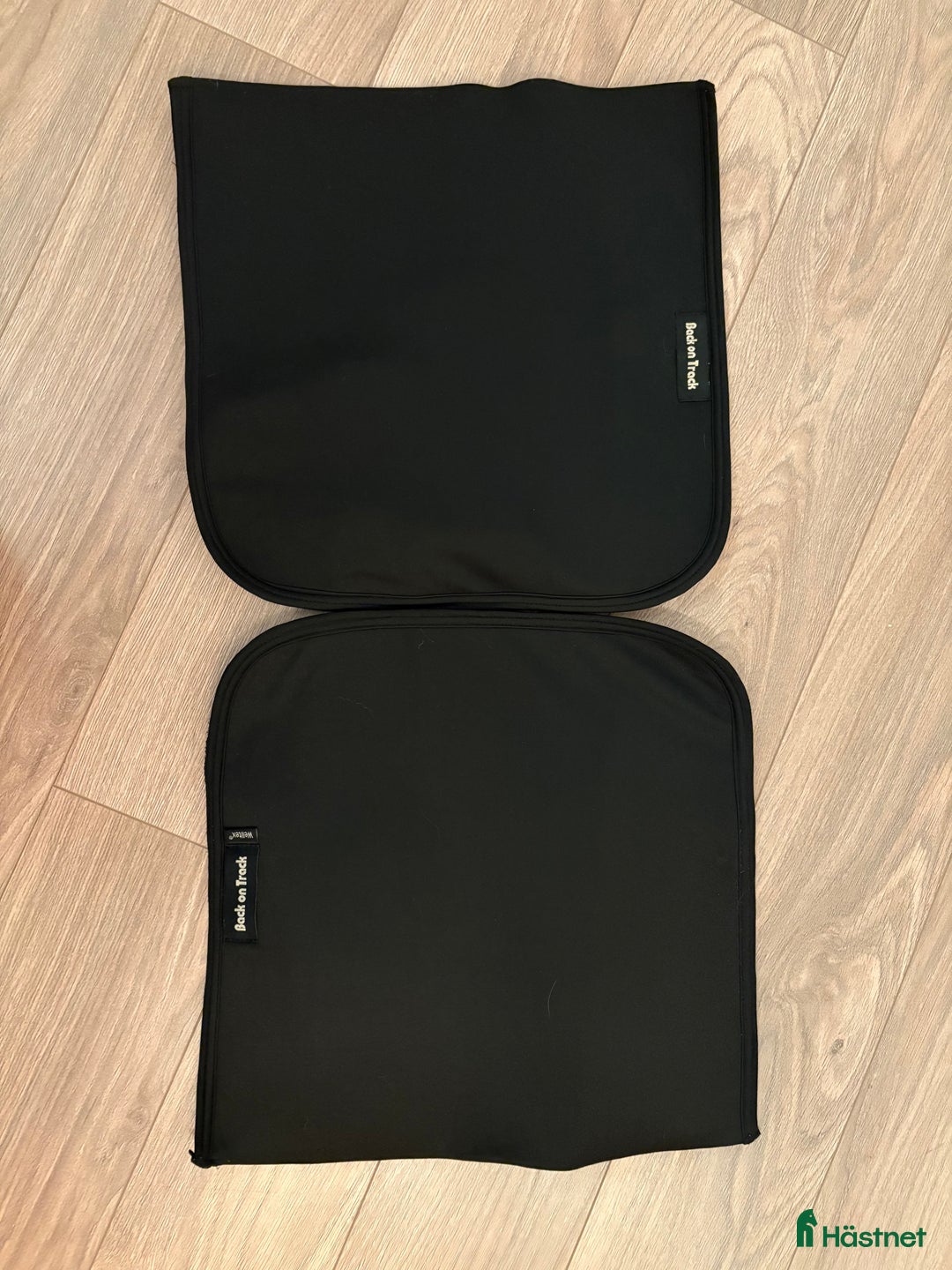 Benskydd hästutrustning till salu: BoT bandageunderlägg 40x40 (standard) i Ydre - Annons 1