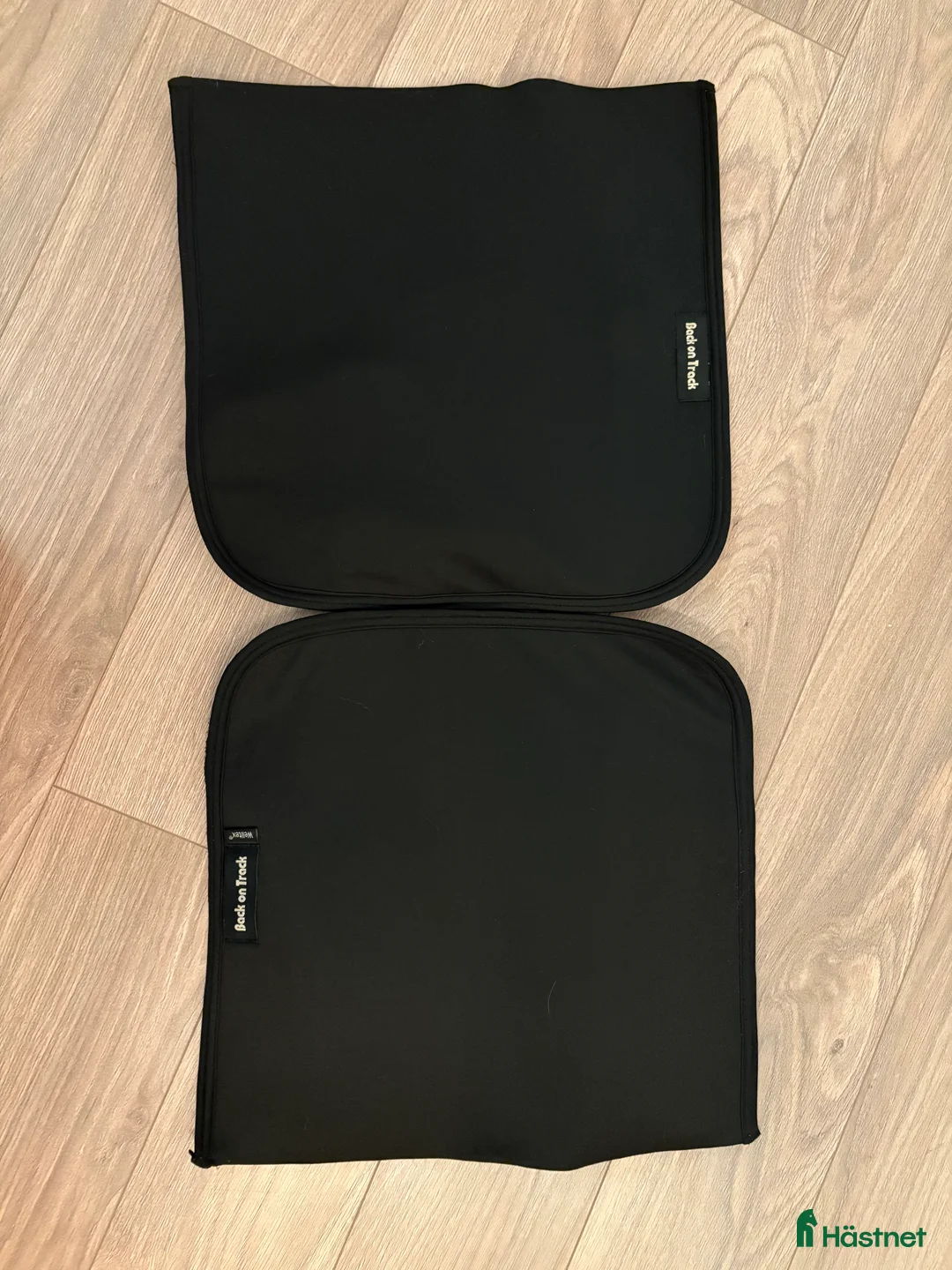 Benskydd hästutrustning till salu: BoT bandageunderlägg 40x40 (standard) i Ydre - Annons 1