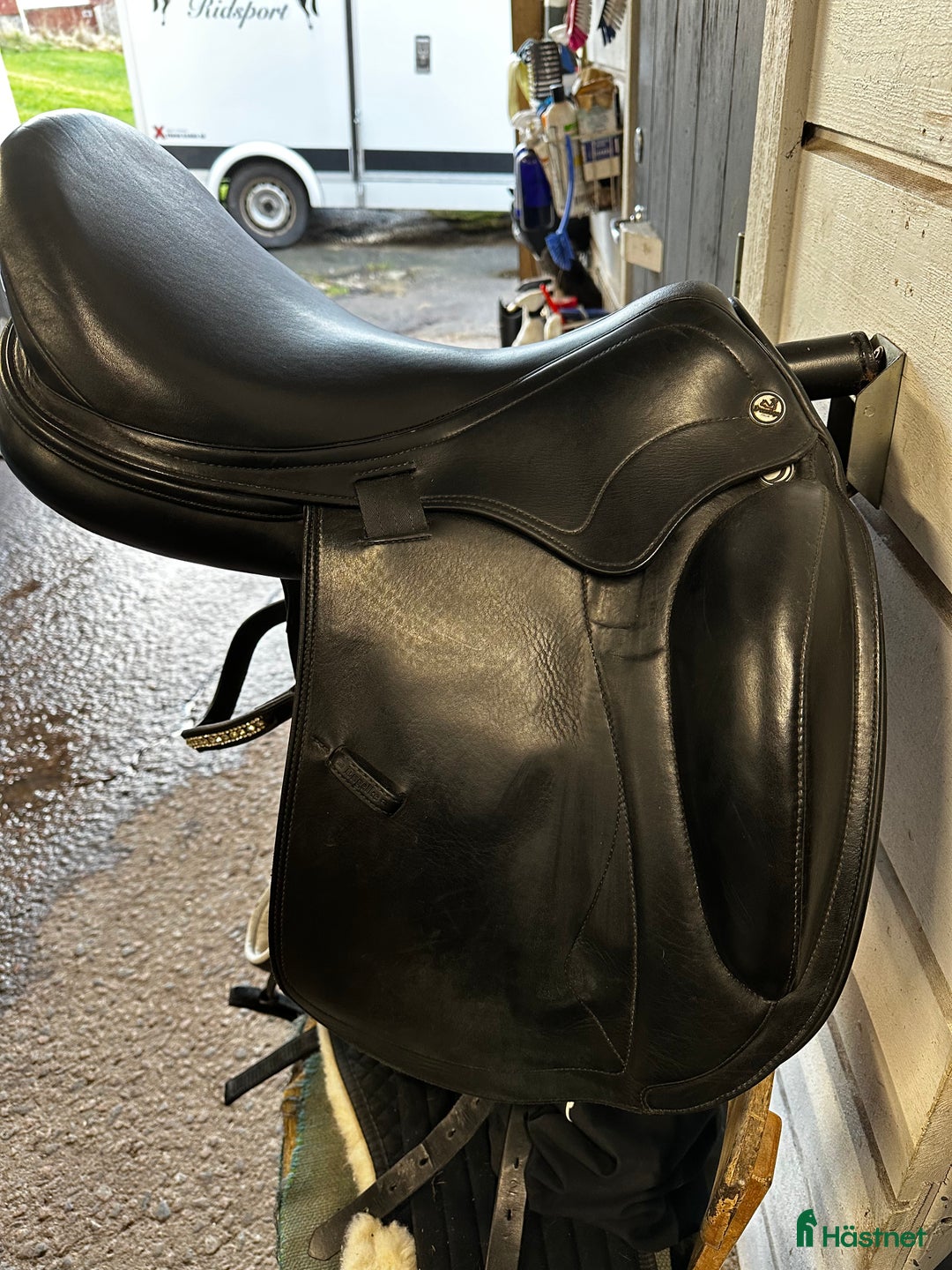 Sadlar hästutrustning till salu: Prestige D2 free, 18 tum i Göteborg - Annons 1