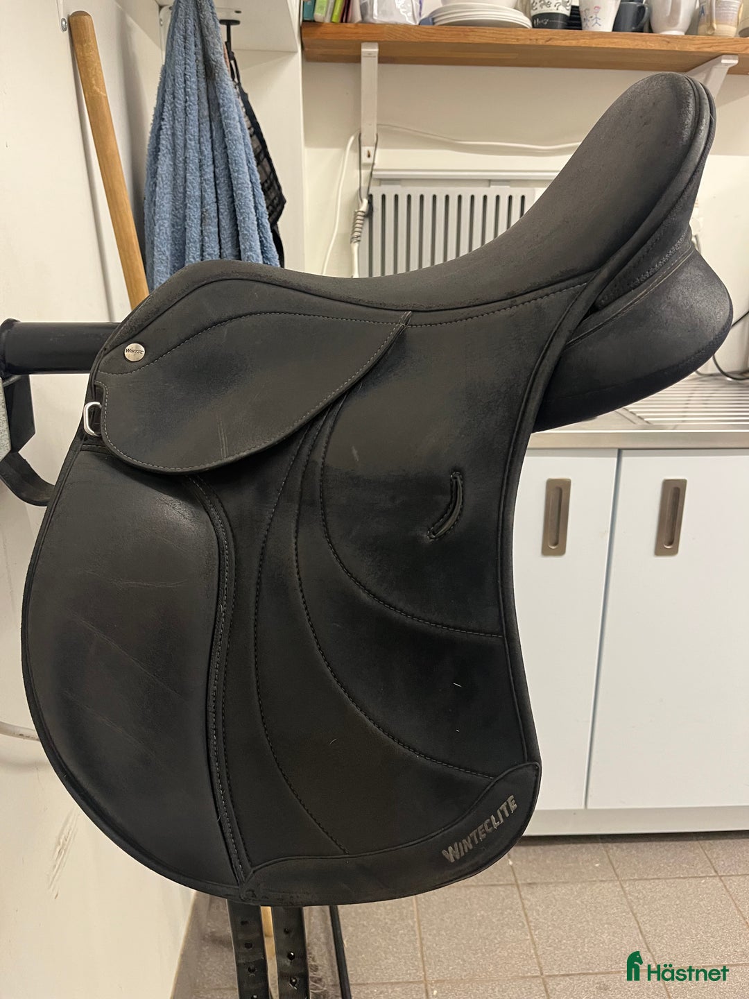 Sadlar hästutrustning till salu:  Wintec Lite D’lux 15 tum i Axvall - Annons 1