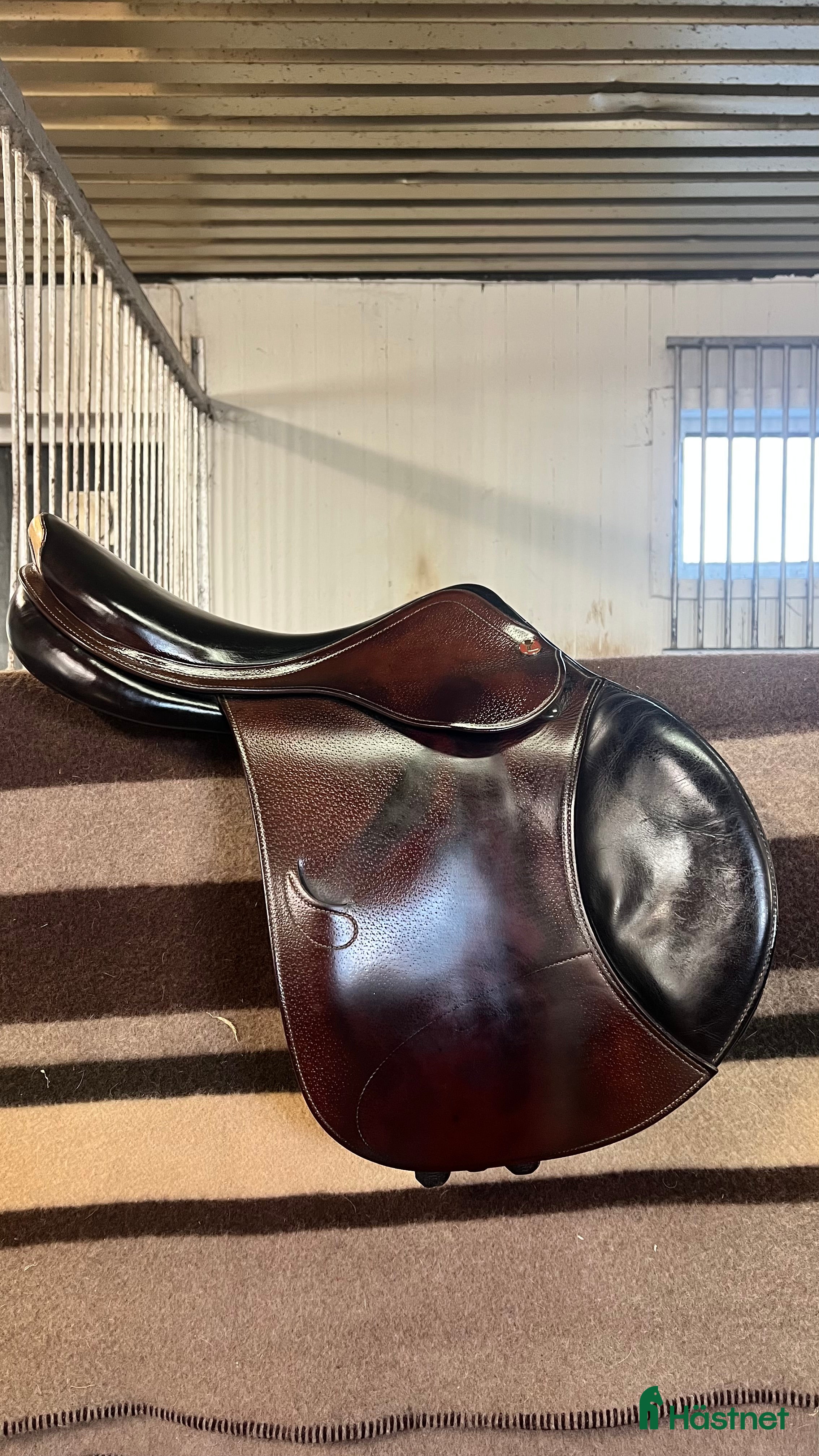 Sadlar hästutrustning till salu: Prestige Grand Prix 17” 36 i Skövde - Annons 1