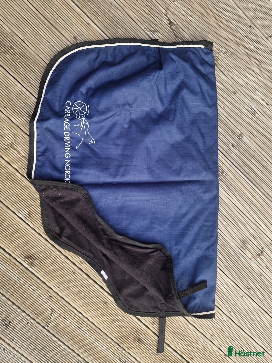 Täcken hästutrustning till salu: Massor av täcken i 125-155 cm i Rejmyre - Annons 6