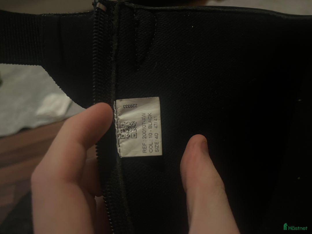 Ridstövlar ryttarutrustning till salu: Ridstövlar x-vida  i Västerås - Annons 2