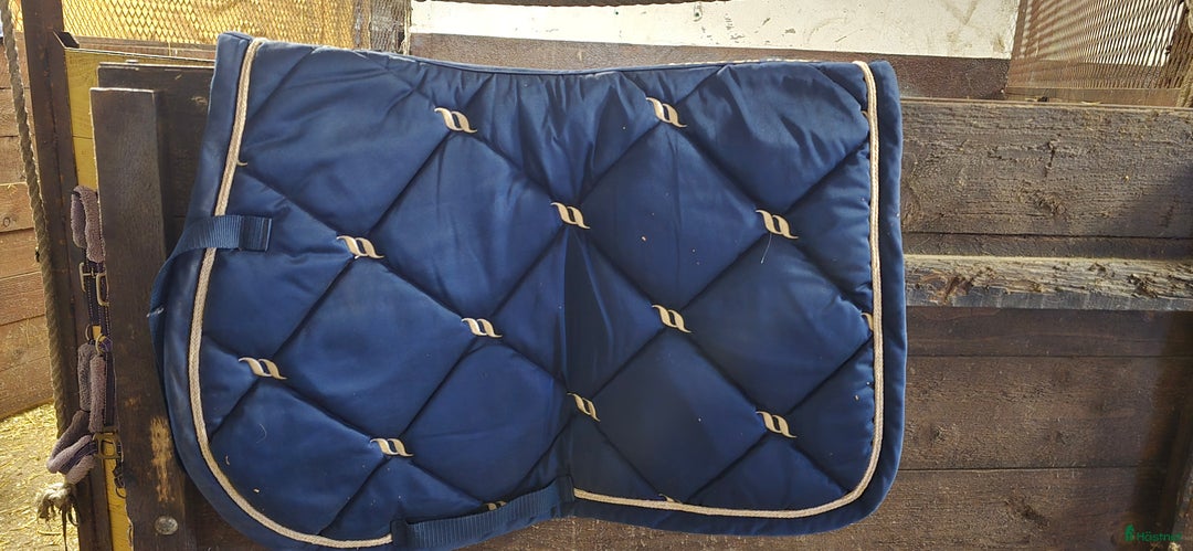 Schabrak & Vojlockar hästutrustning till salu: Fina chabrak  i Malmköping - Annons 3