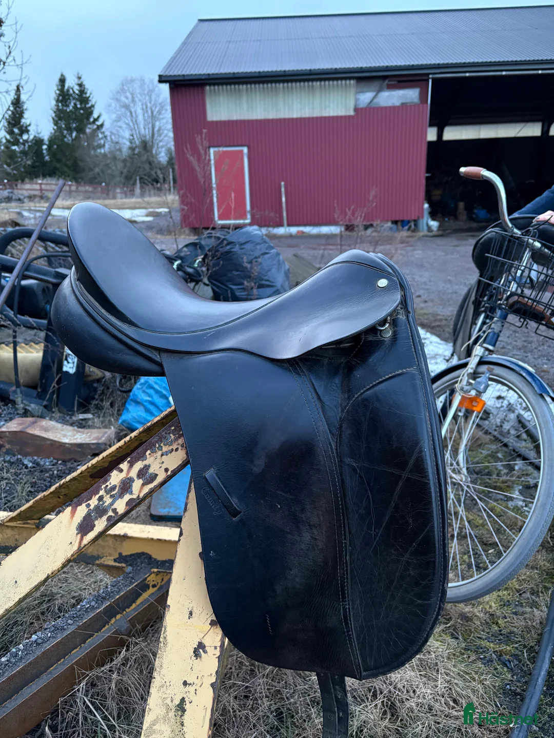 Sadlar hästutrustning till salu: Dressyrsadel - Annons 2